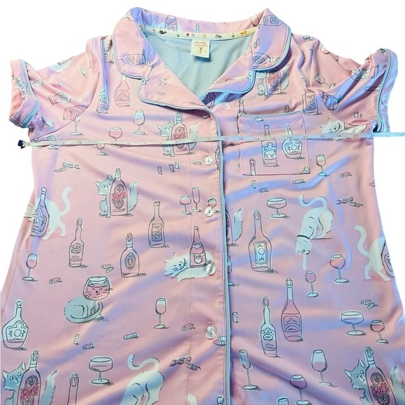 MUNKI MUNKI WOMENS PAJAMA TOP SIZE LARGE CAT & WINE PATTERN - Picture 5 of 9